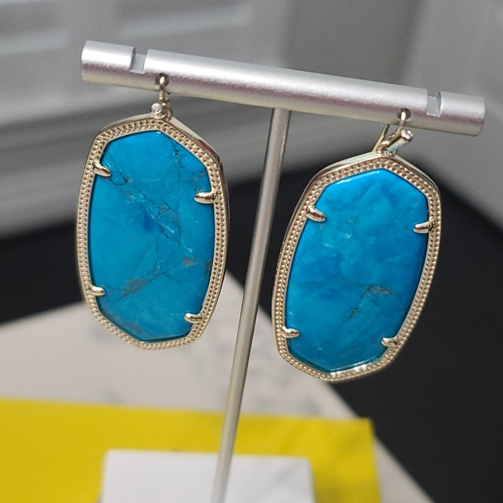 Kendra Scott Danielle Earrings in Turquoise NWOT - Picture 8 of 12